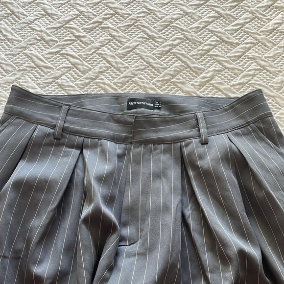 Pin stripped pants - Picture 2 of 5